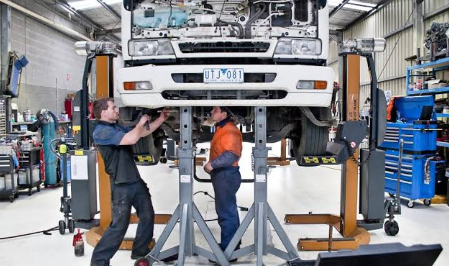 Why Choose a Diesel Truck Mechanic in Te Awamutu